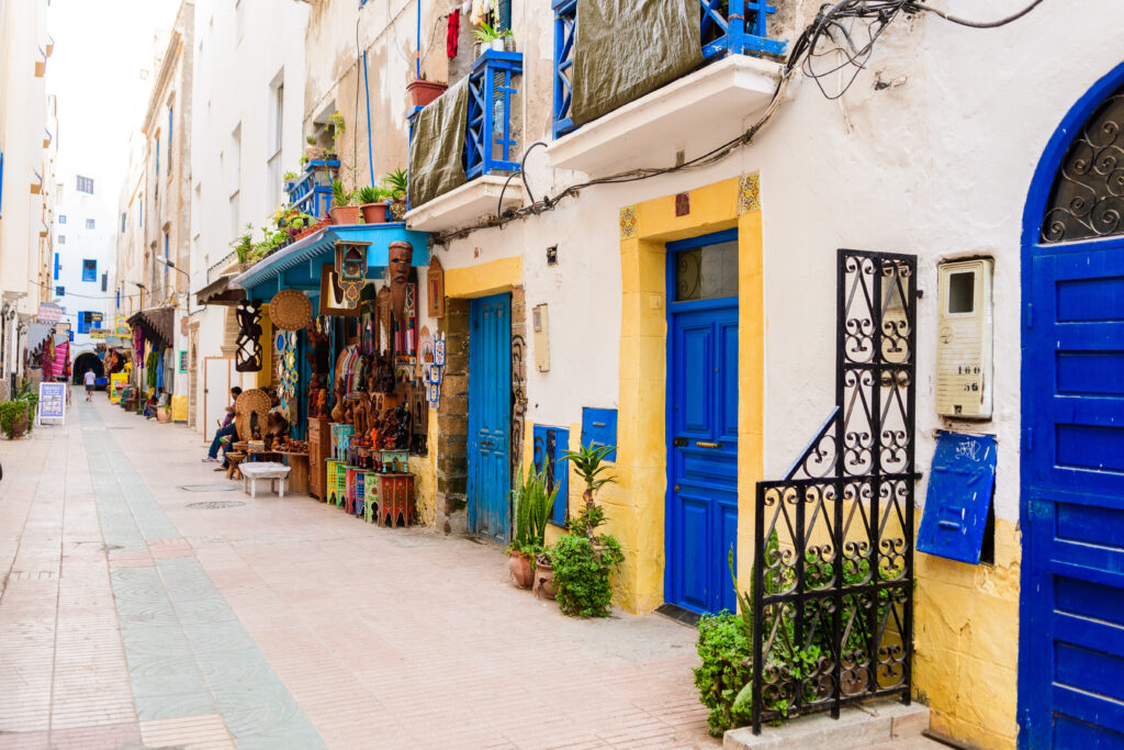 découvrez les meilleures activités à essaouira en 2025, de la visite des souks animés aux balades sur la plage, en passant par des excursions culturelles et gastronomiques. préparez-vous à vivre des expériences inoubliables dans cette ville marocaine chargée d'histoire et de charme.