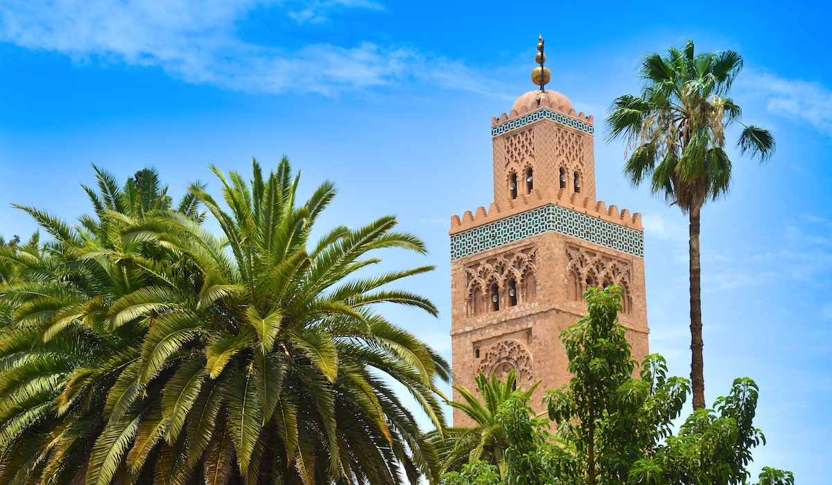 découvrez marrakech à travers ses activités captivantes et ses sites emblématiques. explorez les souks animés, admirez l'architecture historique, et profitez d'une multitude d'expériences inoubliables dans la ville rouge.