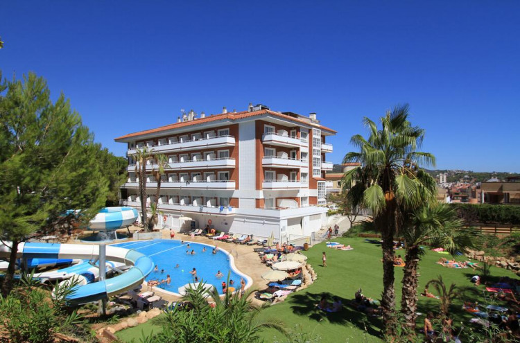 découvrez les meilleurs hôtels en espagne pour des séjours en famille, offrant confort, activités pour enfants et services adaptés, pour des vacances inoubliables sous le soleil espagnol.
